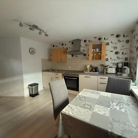 Klimatisiertes, Gemuetliches Апартаменты *